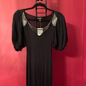 NWT BEBE BELL SLEEVE BEADED DRESS SIZE XS